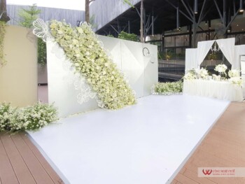 Backdrop chụp ảnh cưới tông màu trắng